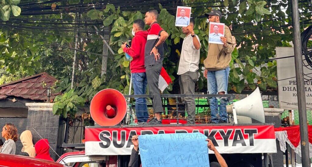 Aksi demonstrasi di Pengadilan Negeri Jakarta (mahendra)